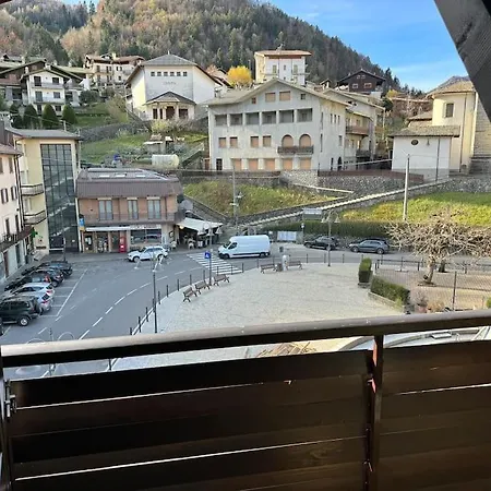Attico Panoramico In Zona Centrale Oltre il Colle