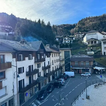 Daire Attico Panoramico In Zona Centrale Oltre il Colle